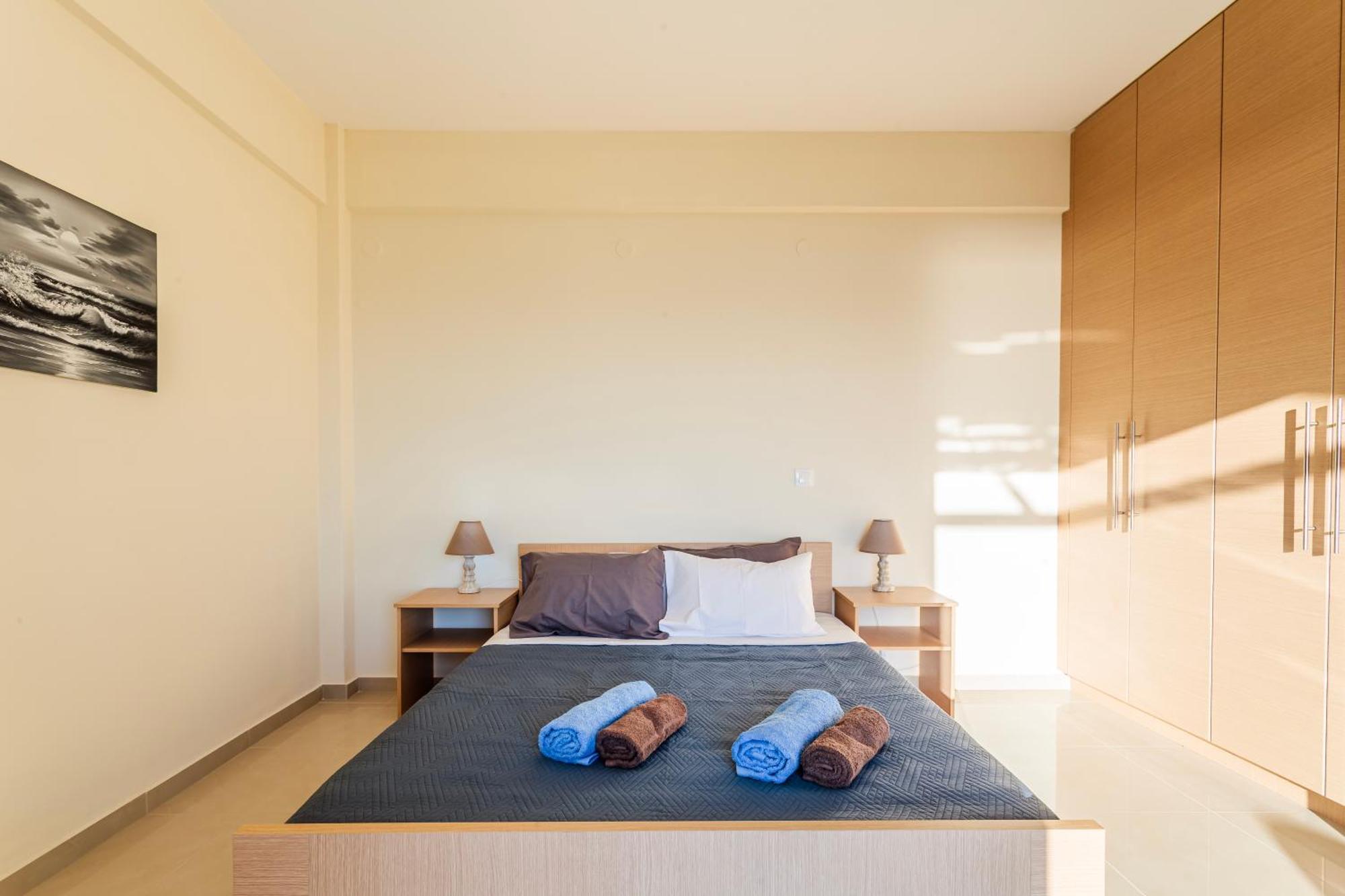 Villa Armonia, Sunset View And Relaxing Beach Vibe Proastion Luaran gambar