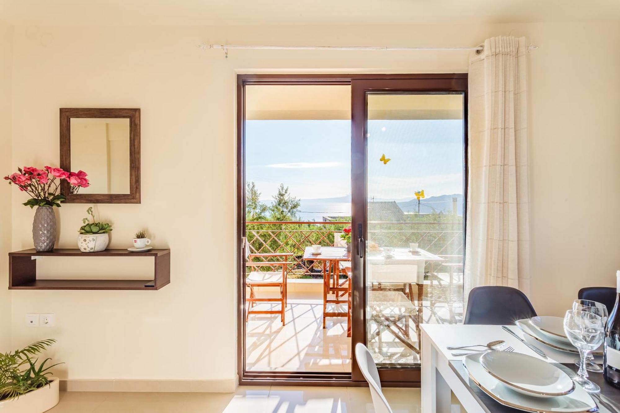 Villa Armonia, Sunset View And Relaxing Beach Vibe Proastion Luaran gambar
